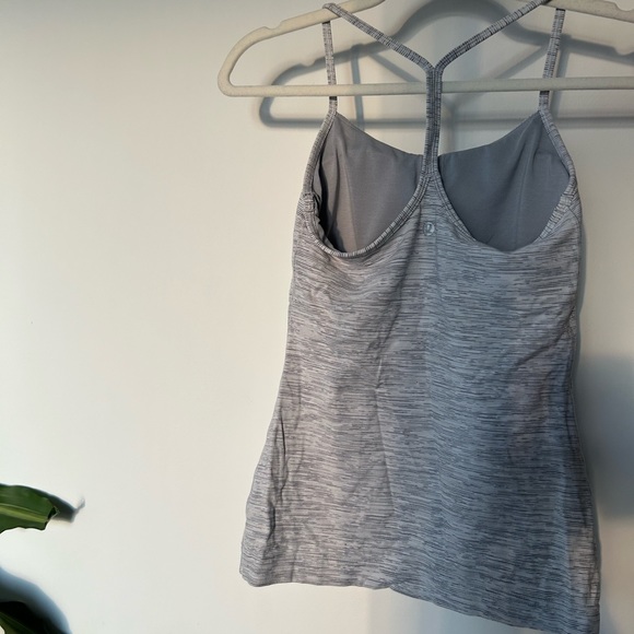 Lululemon workout tank - Picture 1 of 2